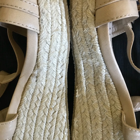 NEW Lady Godiva Beige Chain Jude Espadrille Wedge - Picture 4 of 6